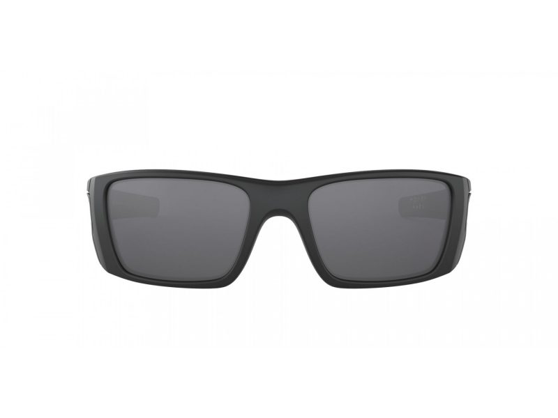 Oakley Fuel Cell OO 9096 82 60 Men glasses