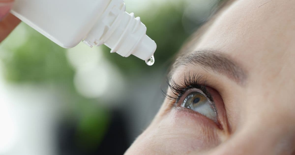 Eye drops for tired eyes